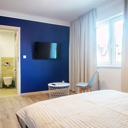 ホームステイ Deluxe ヤロスワビエツ